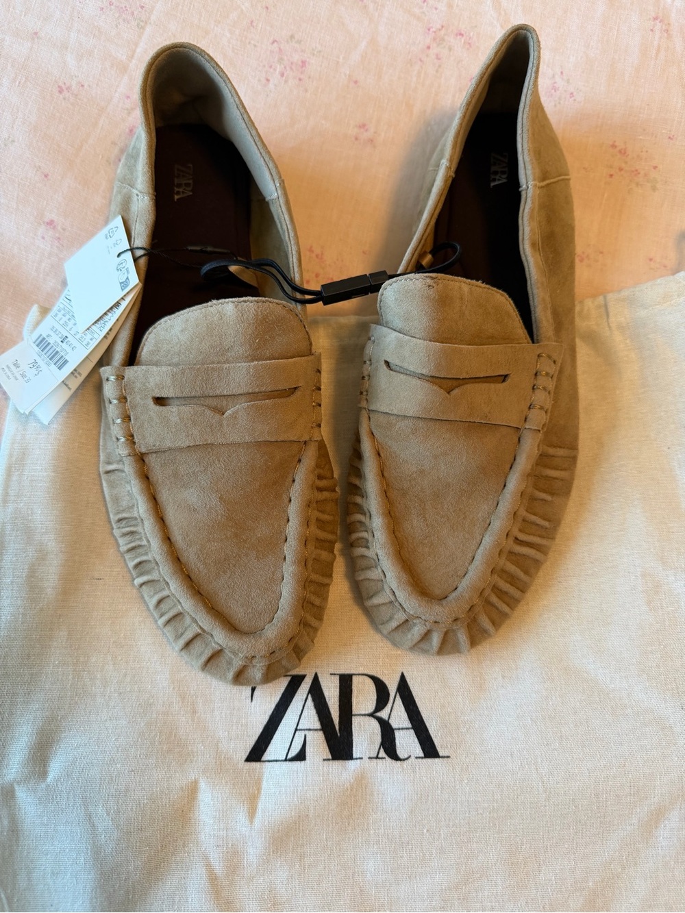 ZARA Suede Penny Loafers in light Tan 39, 8.5 *New